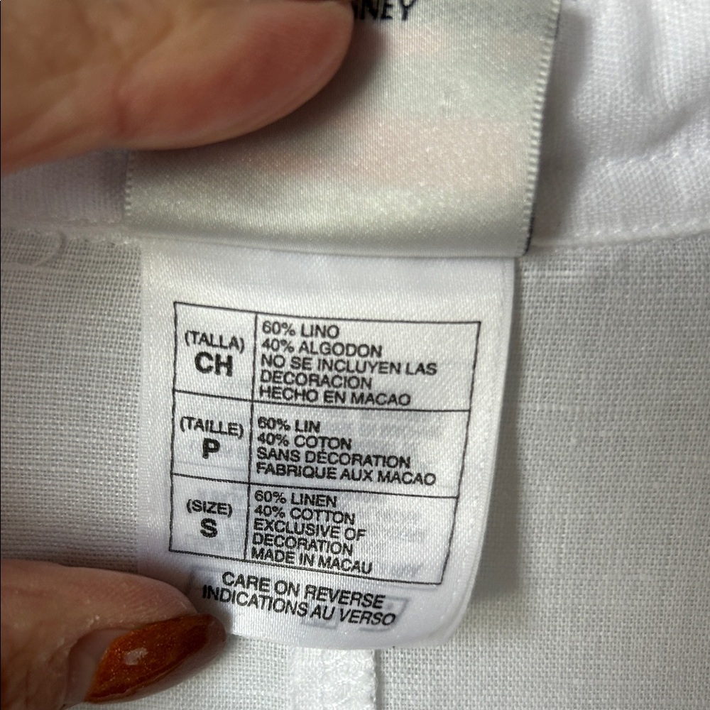 The Disney Store White Button-Up Shirt with Embroidered Lady & Tramp - Picture 5 of 5